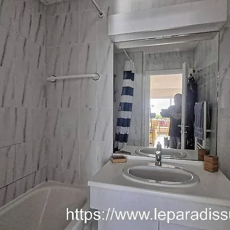 Location Cap Neree Acces Direct, Piscine Et Jardin, Le Trayas Entre Cannes Et Saint-raphael * Saint-Raphael (Var)