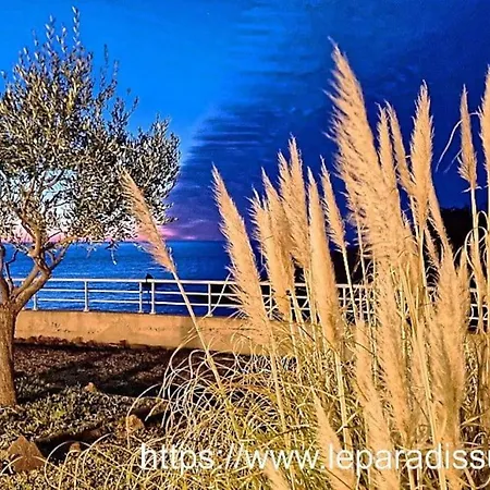 Apartment Location Cap Neree Acces Direct, Piscine Et Jardin, Le Trayas Entre Cannes Et Saint-raphael *