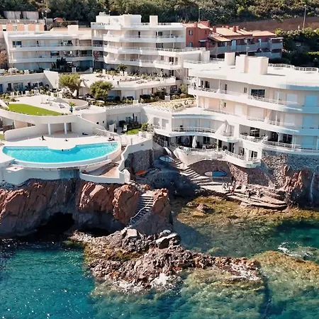Cote D'azur Entre Cannes Et Saint-raphael, Acces Direct, Piscine Et Jardin, Cap Neree Le Trayas * Saint-Raphaël